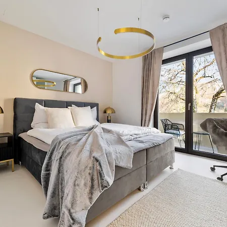 Stuttgart Lux Living - Stilvolles Wohnen Im Zentrum Esterno foto