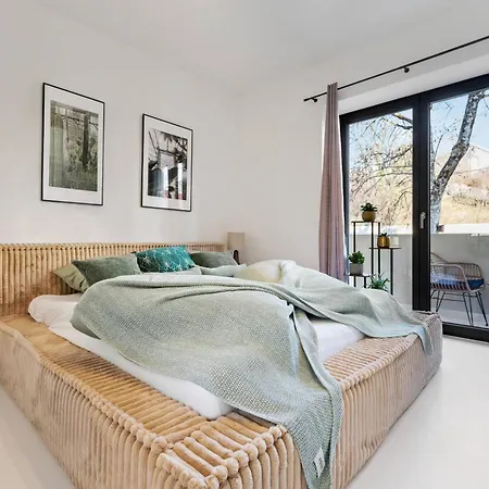 Stuttgart Lux Living - Stilvolles Wohnen Im Zentrum Esterno foto