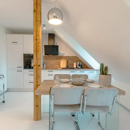 Stuttgart Lux Living - Stilvolles Wohnen Im Zentrum Esterno foto