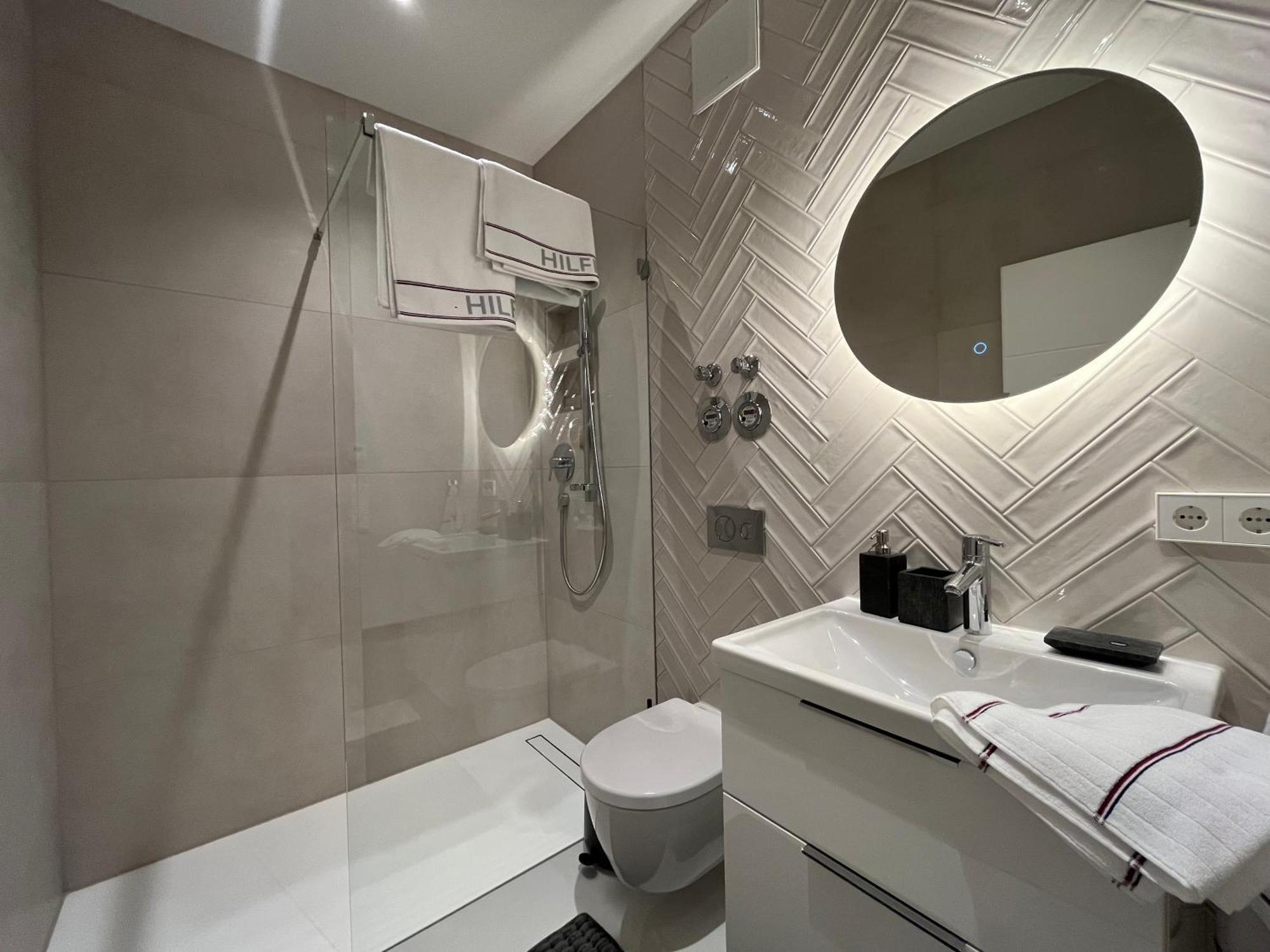 Lux Living - Stilvolles Wohnen Im Zentrum Apartamento