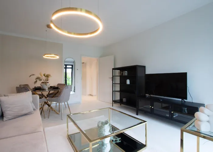 Stuttgart Lux Living - Stilvolles Wohnen Im Zentrum